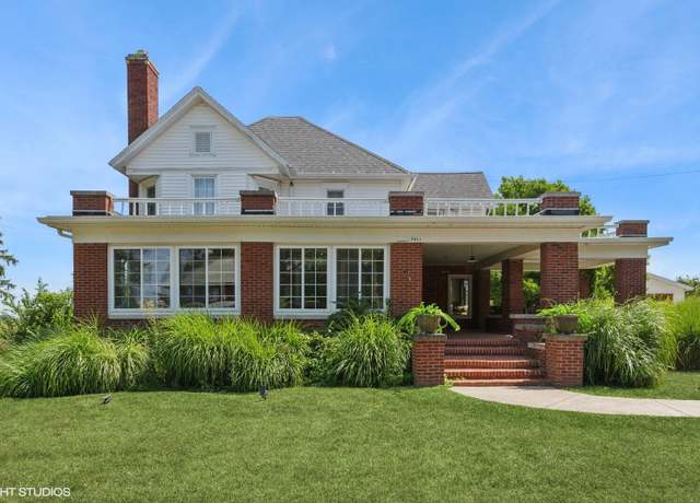 Property at 2611 Friday Rd, Coloma, MI 49038, 5 beds, 3 baths