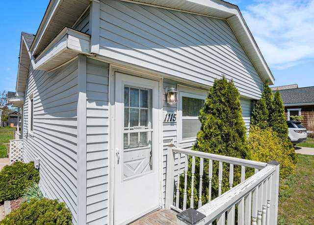 Property at 1115 Pennoyer Ave, Grand Haven, MI 49417, 2 beds, 1 bath