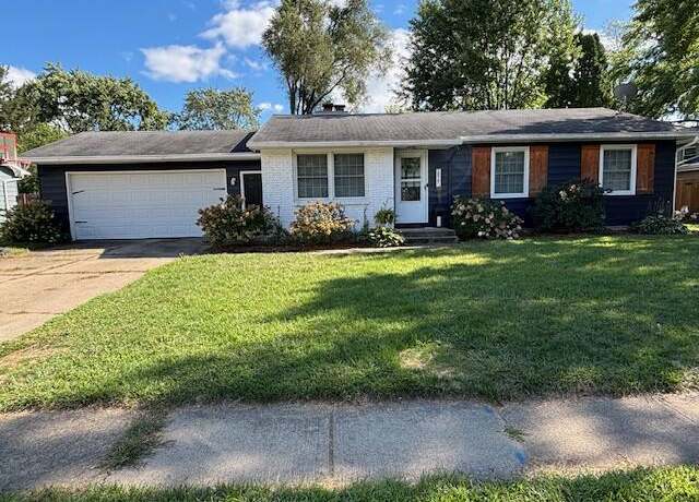 Property at 1819 Woodland Dr, Portage, MI 49024, 3 beds, 1.5 baths