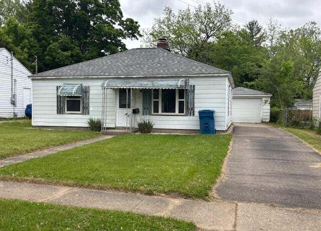 Property at 740 Edison St, Kalamazoo, MI 49004, 2 beds, 1 bath