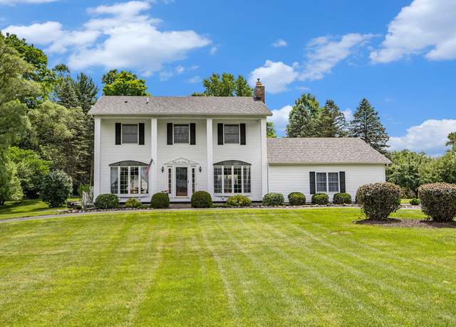 Property at 2275 Weber Dr, Dexter, MI 48130, 4 beds, 2.5 baths