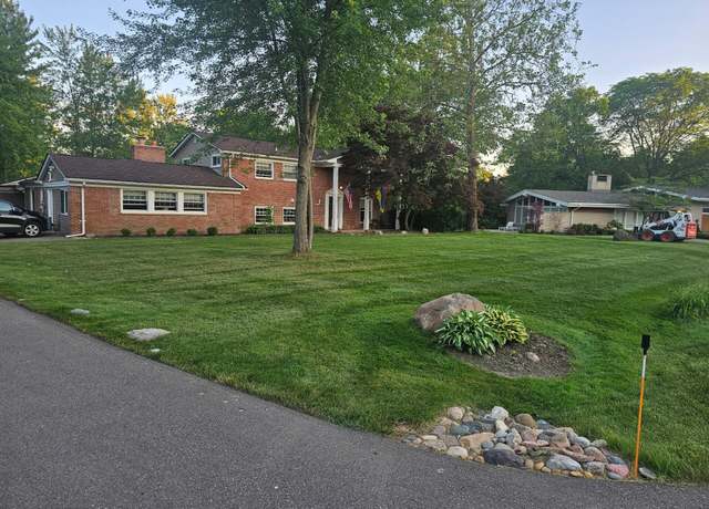 Property at 45189 Mayo Dr, Northville, MI 48167, 5 beds, 3.5 baths