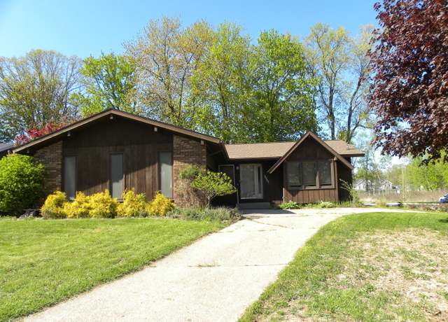 Property at 3069 Willow Creek Dr SW, Grandville, MI 49418, 4 beds, 2 baths