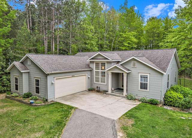 Property at 16448 Van Wagoner Rd, Spring Lake, MI 49456, 4 beds, 3 baths
