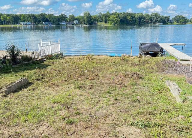 Property at 68450 Dailey Rd, Edwardsburg, MI 49112