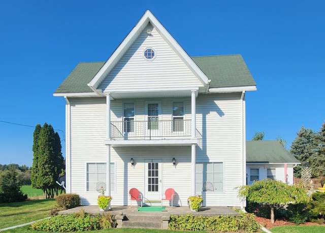 Property at 13585 Fruit Ridge Ave, Kent City, MI 49330, 4 beds, 3.5 baths