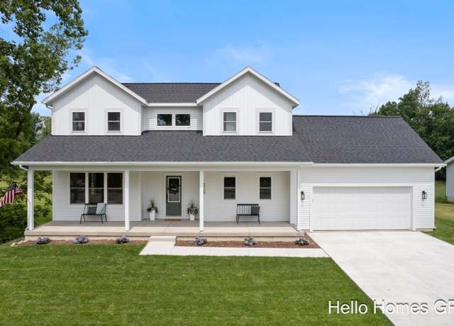 Property at 1705 Forest Hill Ave SE, Grand Rapids, MI 49546, 4 beds, 3.5 baths