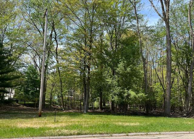 Property at 3591 Roosevelt Rd, Norton Shores, MI 49441