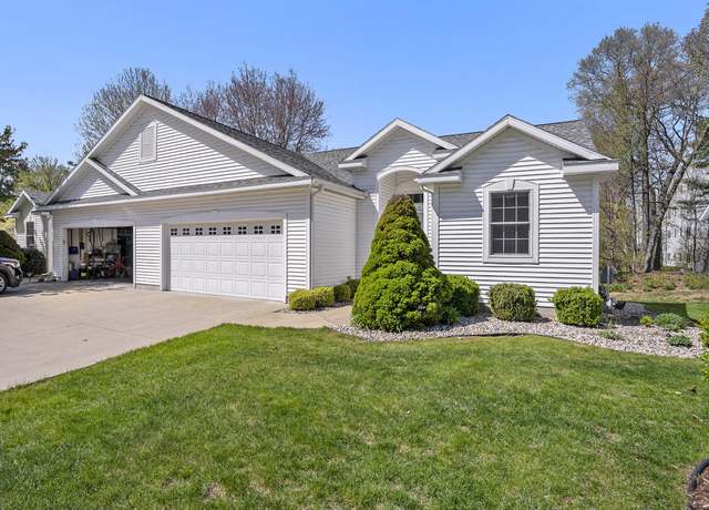 Property at 124 Stone Gate Ct, Spring Lake, MI 49456, 3 beds, 2.5 baths