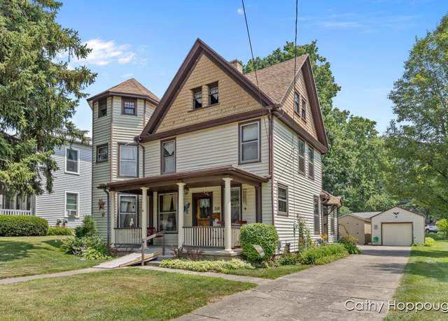 Property at 210 N Jefferson St, Ionia, MI 48846, 4 beds, 2 baths