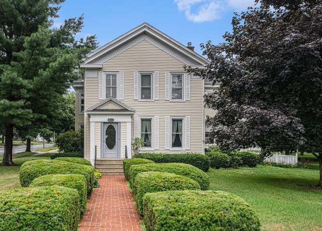 Property at 380 Centreville Rd, Constantine, MI 49042, 4 beds, 3 baths