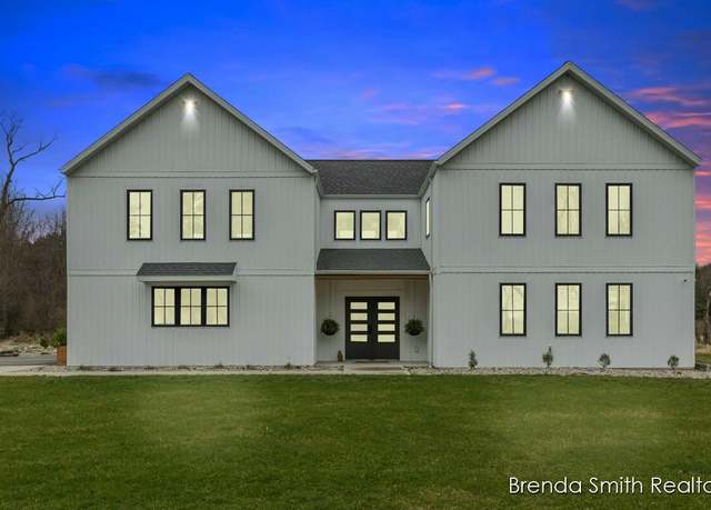 Property at 6689 Hammond Rd, Freeport, MI 49325, 4 beds, 2.5 baths