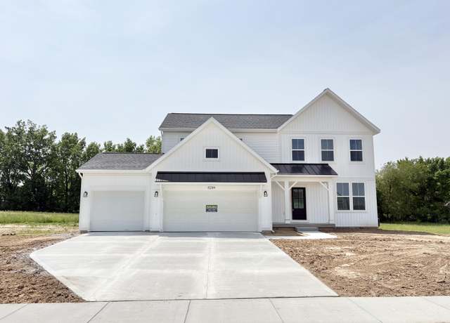 Property at 8284 Kettle Oak Dr, Alto, MI 49302, 4 beds, 2.5 baths
