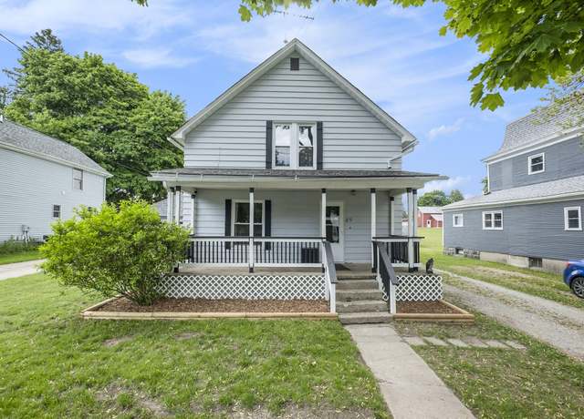 Property at 49 S Arthur St, Grant, MI 49327, 4 beds, 2 baths
