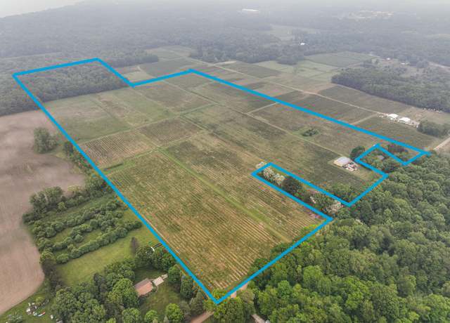 Property at 2031 Lynch Rd Rd, Benton Harbor, MI 49022