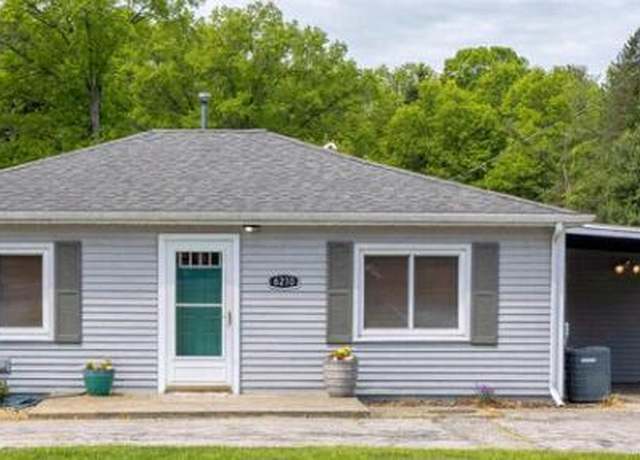 Property at 6210 Johnson Rd, Coloma, MI 49038, 4 beds, 2 baths