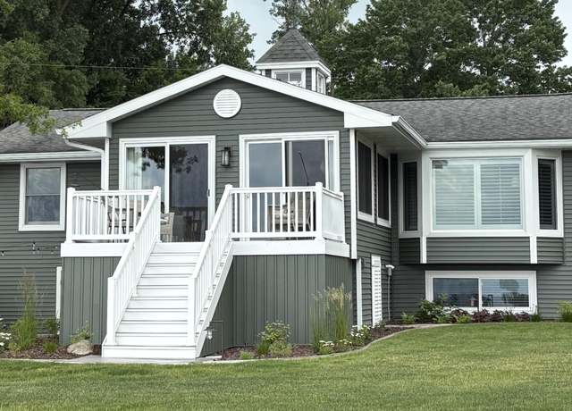 Property at 2505 Woodbine Ave, Portage, MI 49002, 3 beds, 2.5 baths