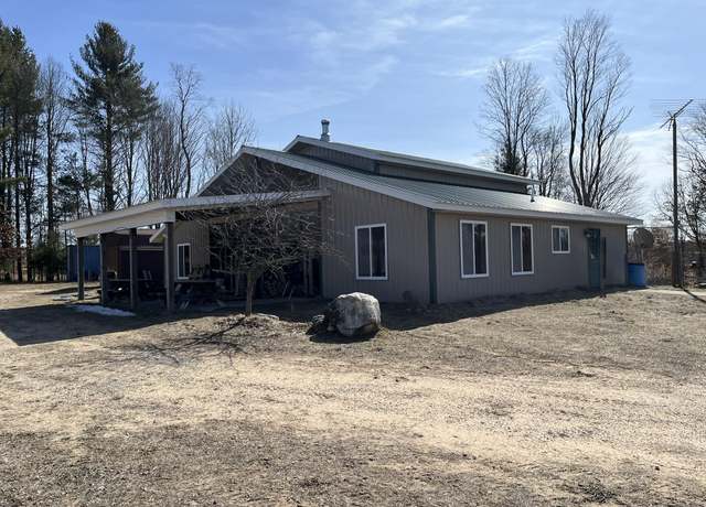 Property at 264 S 152nd Ave, Shelby, MI 49455, 1.5 baths