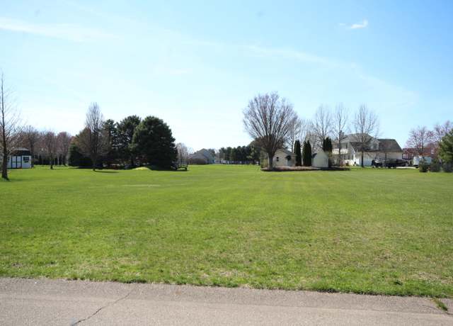 Property at 810 Maple Meadows St, Vicksburg, MI 49097