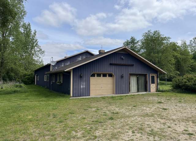 Property at 789 7th St, Plainwell, MI 49080, 3 beds, 1 bath