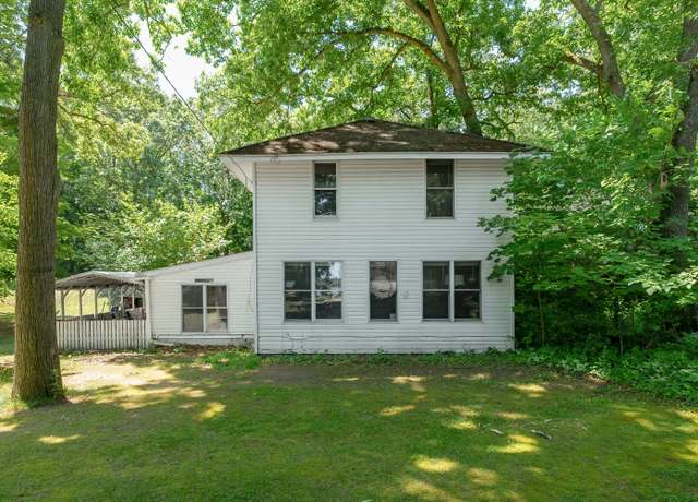 Property at 1420 Lakeview Dr, Portage, MI 49002, 3 beds, 2 baths
