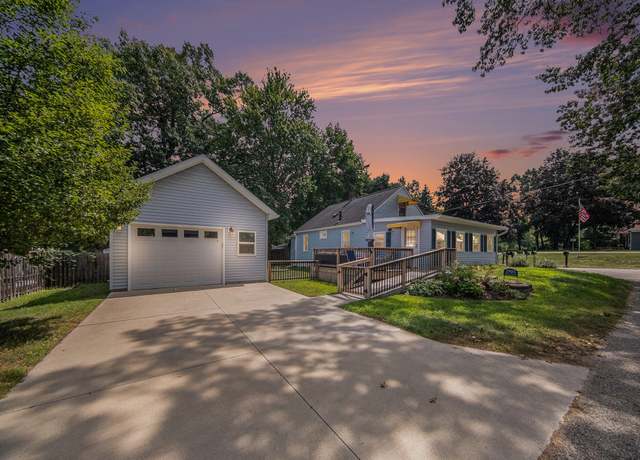 Property at 2903 Russell Ct, Clarklake, MI 49234, 3 beds, 1 bath