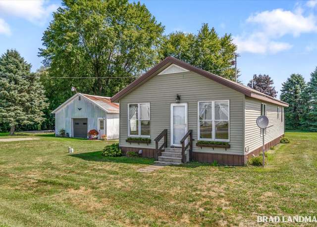 Property at 2055 2nd St, Shelbyville, MI 49344, 3 beds, 1 bath