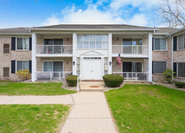 Property at 38174 Ann Arbor Trl #32, Livonia, MI 48150, 2 beds, 2 baths