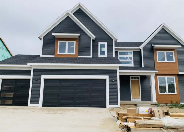 Property at 15721 Norwalk Rd, Grand Haven, MI 49417, 4 beds, 2.5 baths