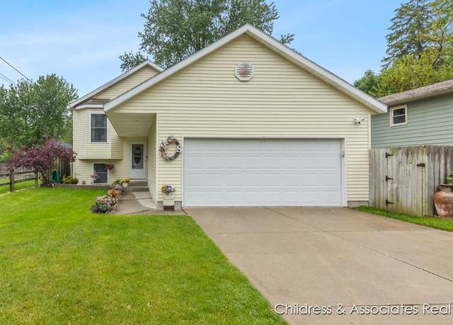 Property at 1300 Lancaster Ave NW, Grand Rapids, MI 49504, 3 beds, 1.5 baths
