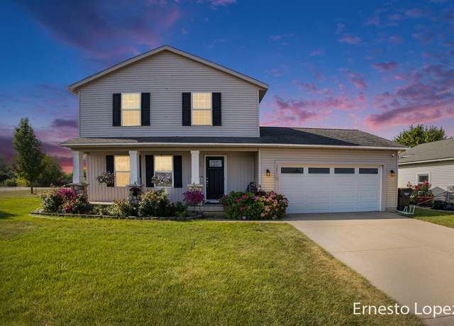 Property at 11778 Barkton Dr, Holland, MI 49424, 3 beds, 2.5 baths