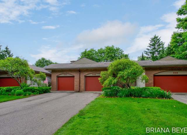 Property at 646 Spring Ln, Holland, MI 49423, 2 beds, 2 baths
