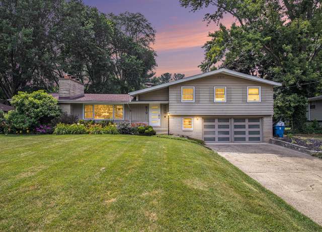 Property at 819 Thomas St, Plainwell, MI 49080, 3 beds, 3 baths