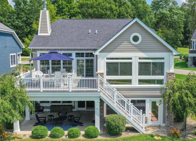 Property at 70896 Baldwin Landing Dr, Union, MI 49130, 4 beds, 2.5 baths