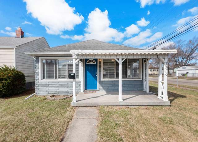 Property at 28259 Maple St, Roseville, MI 48066, 2 beds, 1 bath