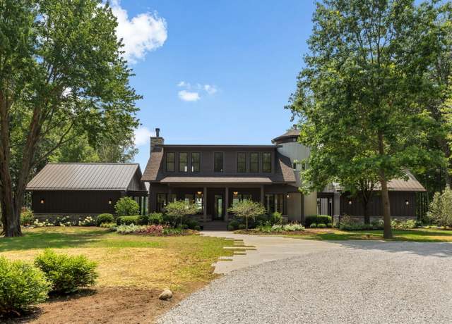 Property at 13037 White Birch Ln, Sawyer, MI 49125, 1 bed, 2 baths