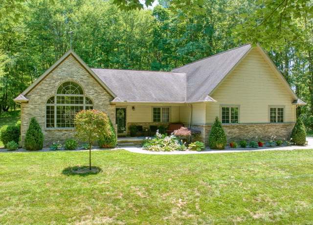 Property at 8185 S Jackson Rd, Jackson, MI 49201, 3 beds, 2 baths