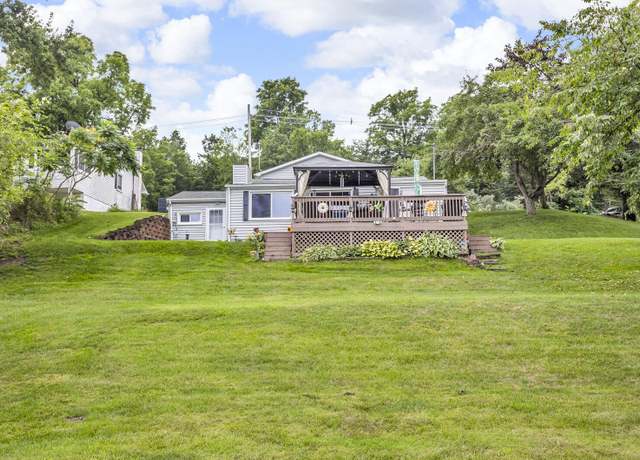 Property at 11585 Onsted Hwy, Brooklyn, MI 49230, 2 beds, 1 bath