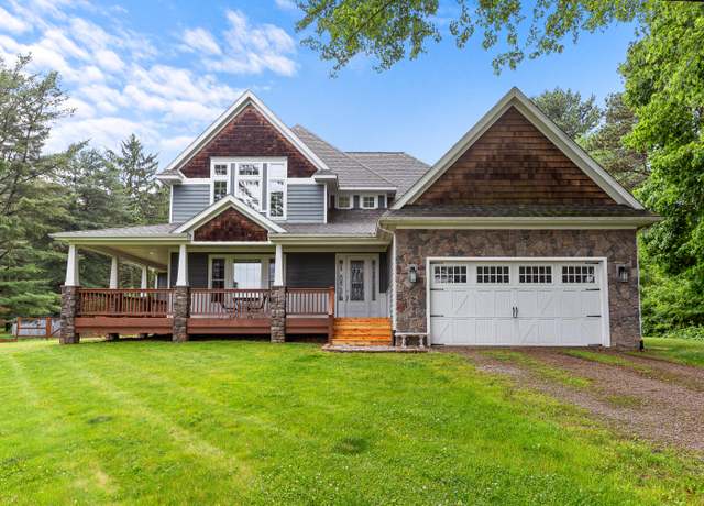 Property at 16320 Hi Land Trl, Linden, MI 48451, 3 beds, 2.5 baths
