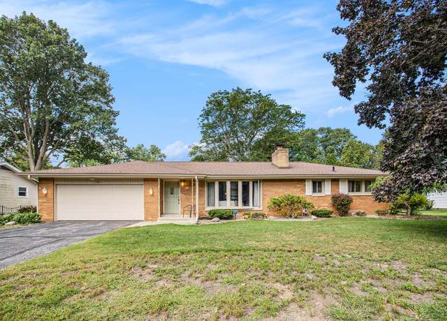Property at 68 Birch Hill Dr, Battle Creek, MI 49015, 3 beds, 2 baths