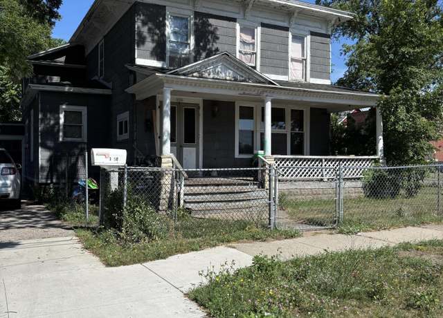 Property at 1258 Sanford St, Muskegon, MI 49441, 3 beds, 1 bath