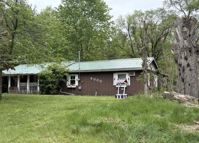 Property at 8000 Derry Rd, Vestaburg, MI 48891, 3 beds, 1 bath