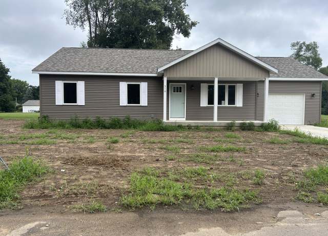 Property at 310 Linda Ln, Sturgis, MI 49091, 3 beds, 2 baths