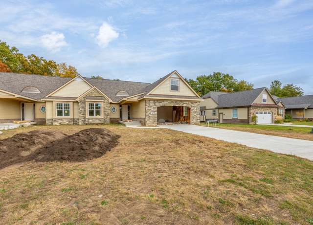 Property at 12258 Tullymore Drive Dr, Stanwood, MI 49346, 2 beds, 2.5 baths