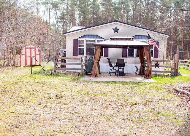 Property at 10440 90th Ave, Mecosta, MI 49332, 2 beds, 2 baths