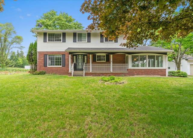 Property at 360 Wood Creek Dr, Howell, MI 48843, 3 beds, 1.5 baths