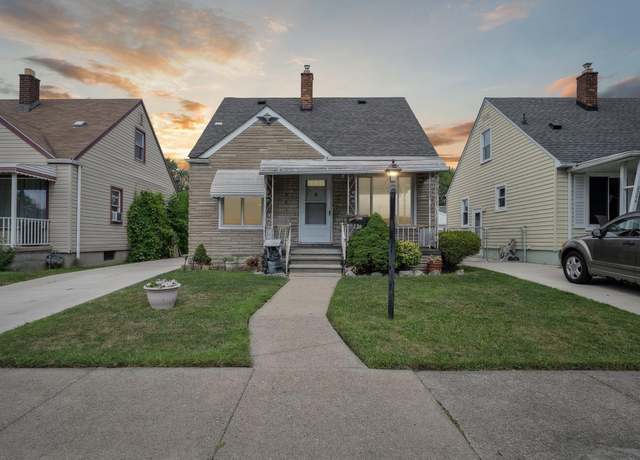 Property at 2208 London Ave, Lincoln Park, MI 48146, 3 beds, 1 bath
