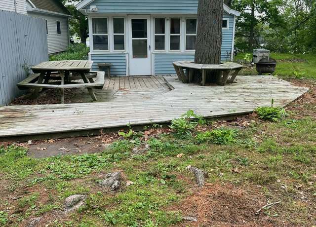 Property at 3473 N Blackstone Ave, Colon, MI 49040, 2 beds, 1 bath