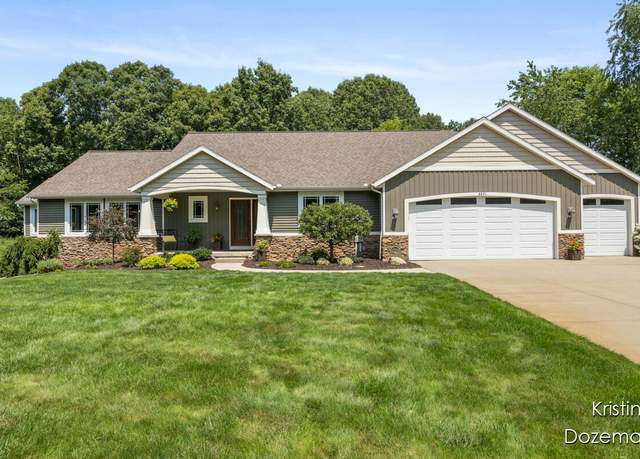 Property at 8891 O'neal Woods Ct SE, Alto, MI 49302, 5 beds, 3 baths