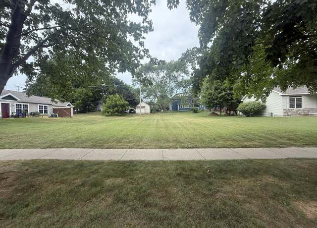 Property at 596 W Fennville St, Fennville, MI 49408